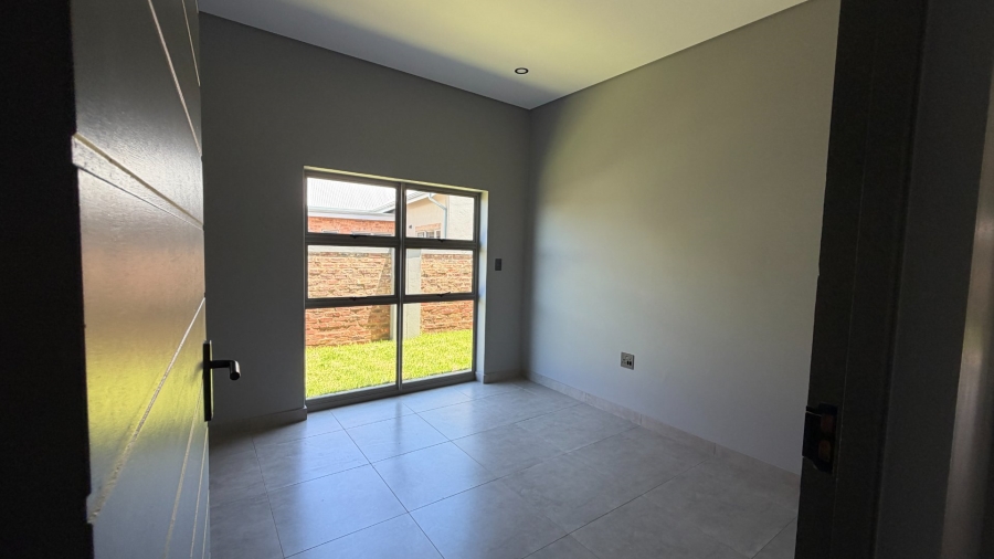  Bedroom Property for Sale in Vyfhoek A H North West
